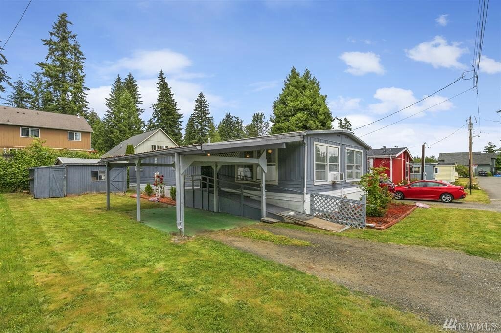 Property Photo: 2250 S Flower Ave 13 WA 98366