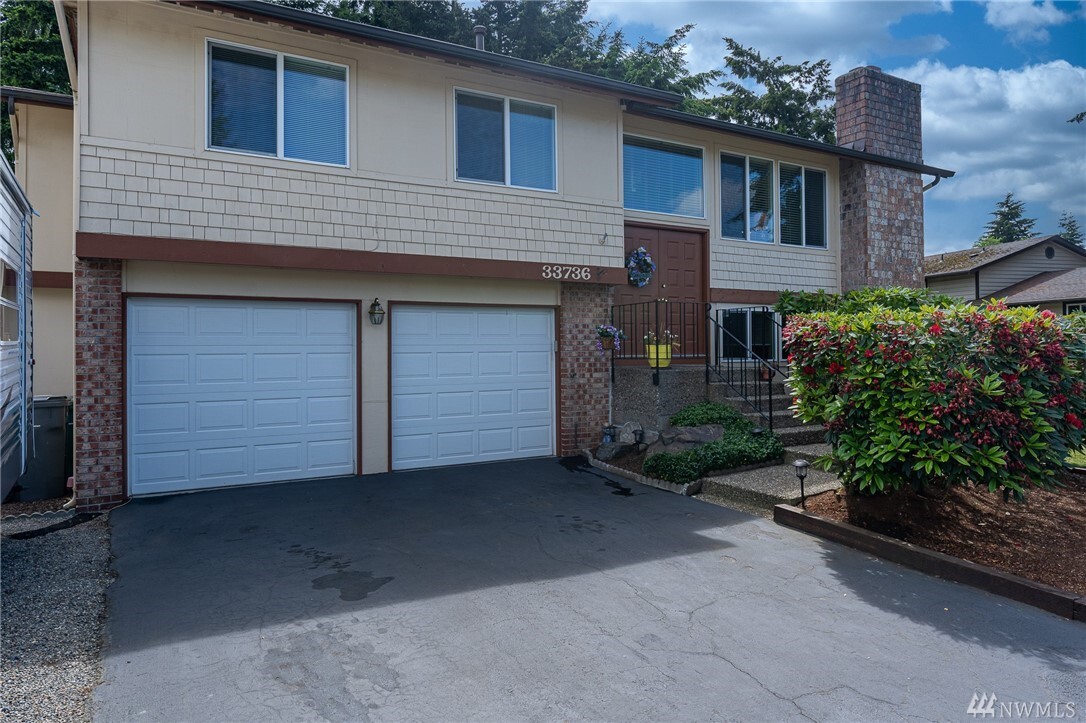 Property Photo: 33736 37th Place SW WA 98023