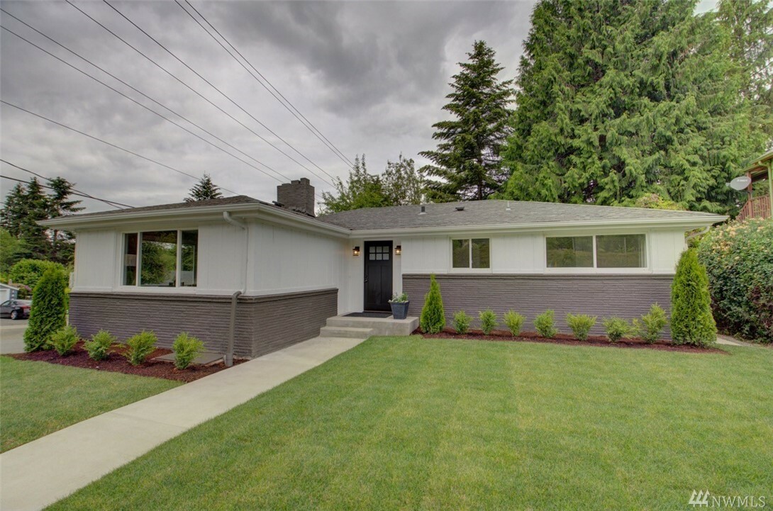 Property Photo:  921 Central St SE  WA 98501 