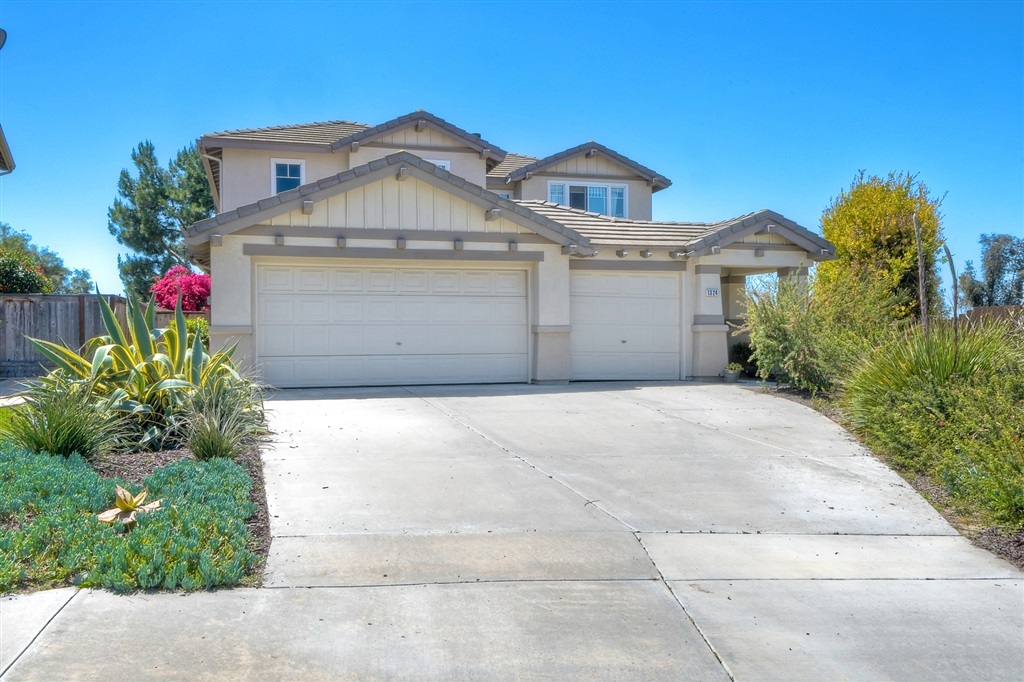 Property Photo:  1324 Harbour Town Pl  CA 91915 