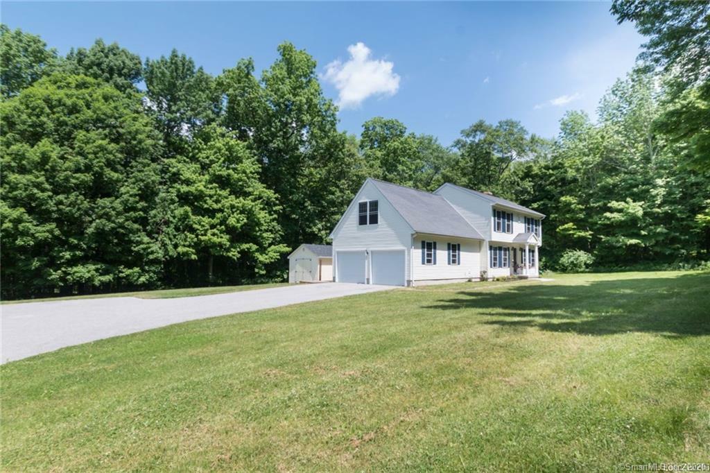 Property Photo: 860 Mansfield City Road CT 06268