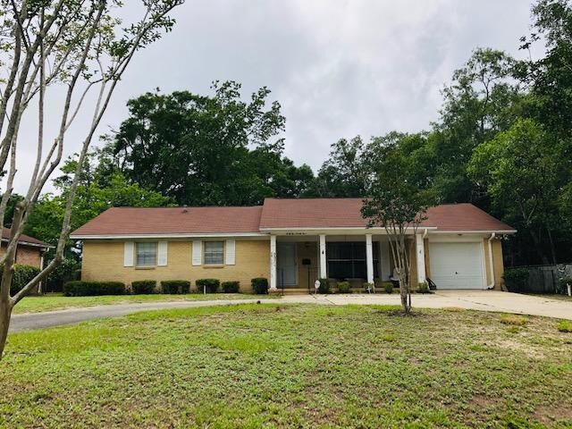 Property Photo: 4525 N 9th Avenue FL 32503