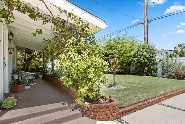 Property Photo: 2193 Santa Ana Avenue CA 92627