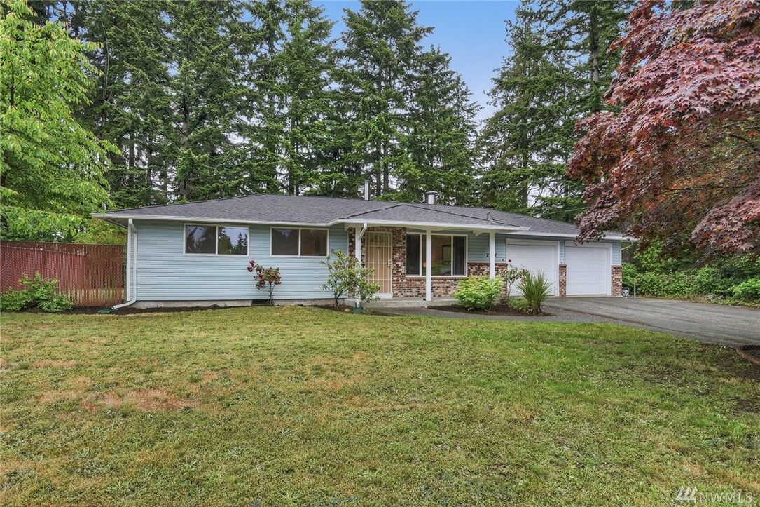 Property Photo:  2341  Parkwood Drive SE  WA 98366 