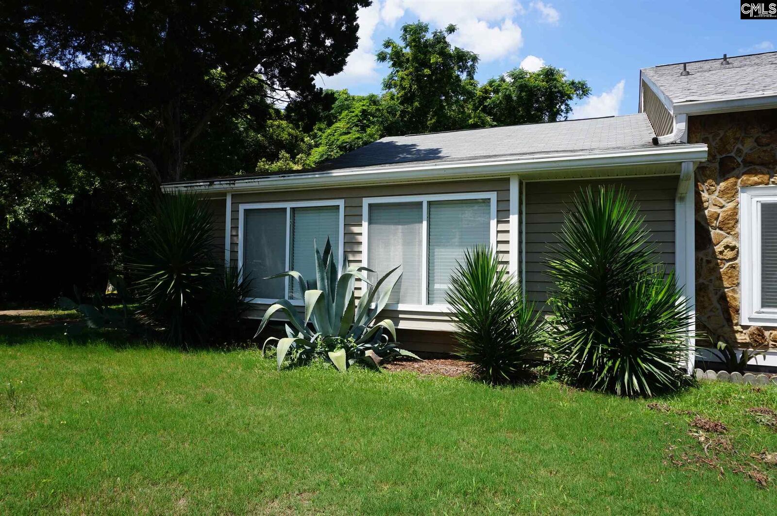 Property Photo:  152 Outrigger  SC 29212 