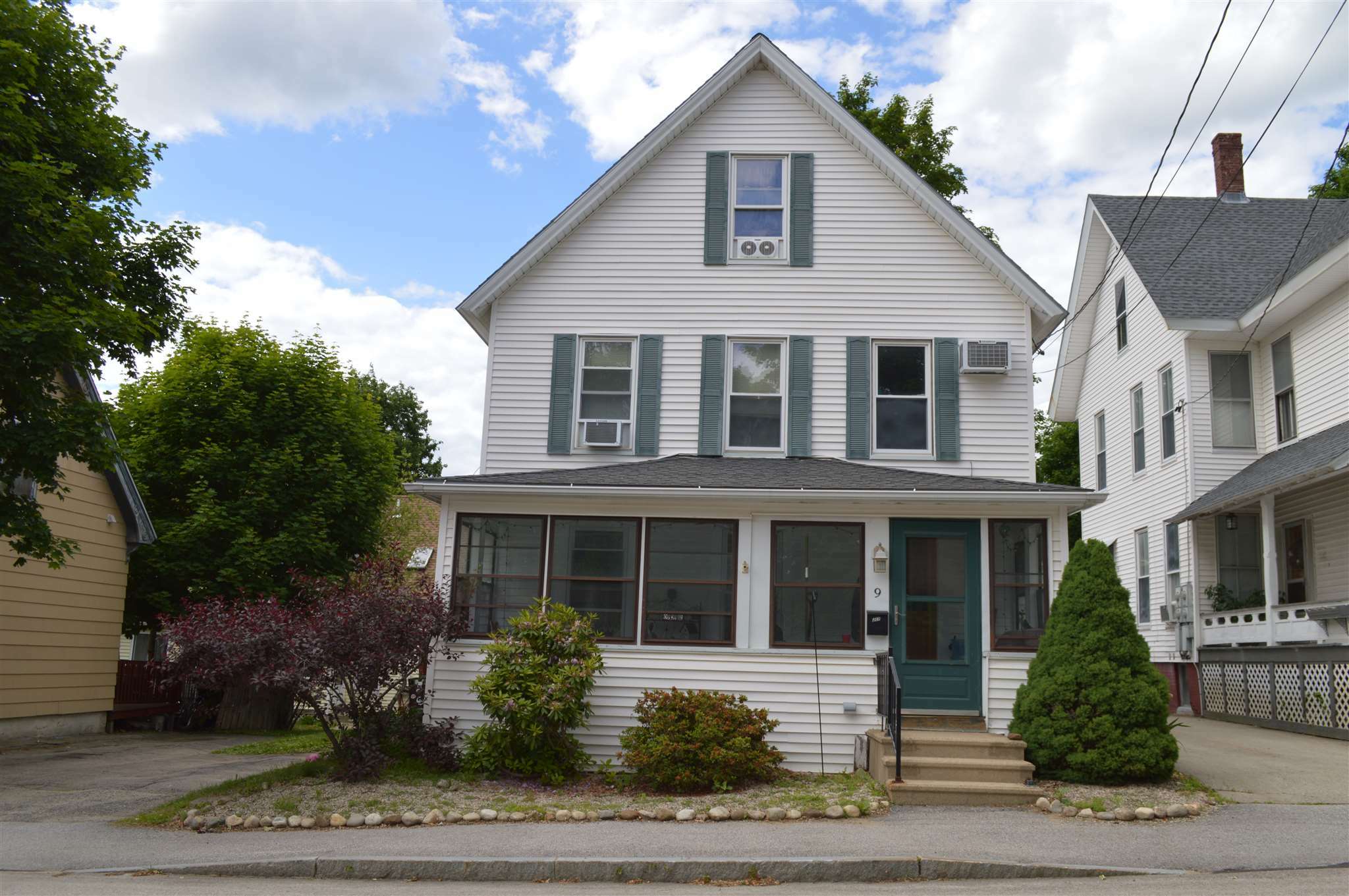 Property Photo:  9 Pleasant Street  NH 03275 