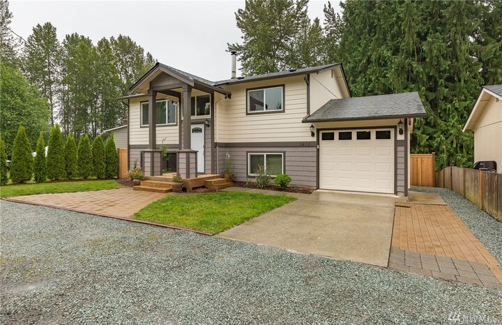 Property Photo: 7417 89th Avenue SE WA 98290