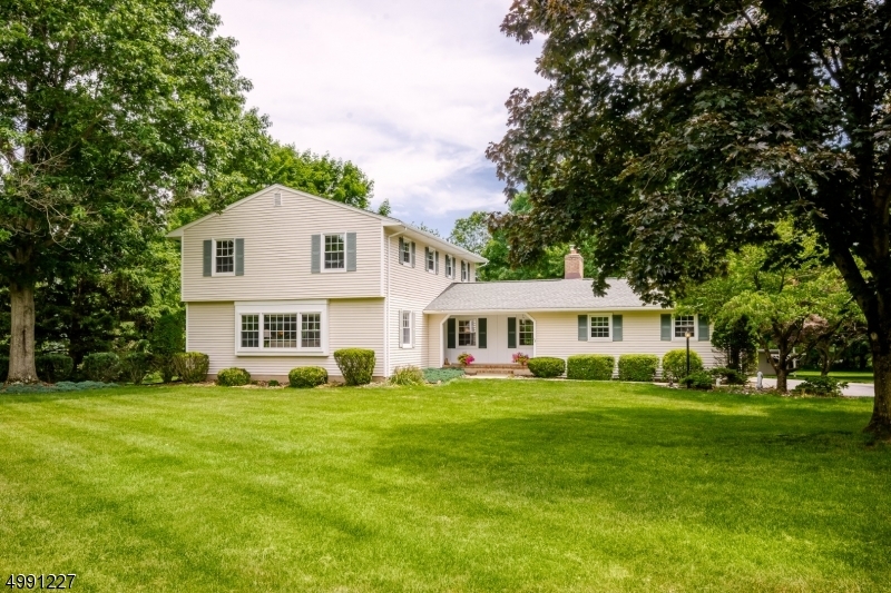 Property Photo: 37 Hoagland Dr NJ 08502