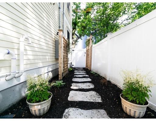 Property Photo: 14 Oak Street 1 MA 02129