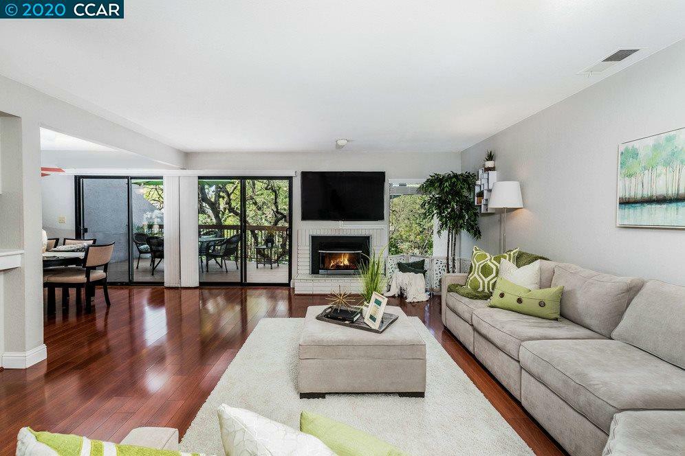 Property Photo: 3 Oak Brook Pl CA 94523