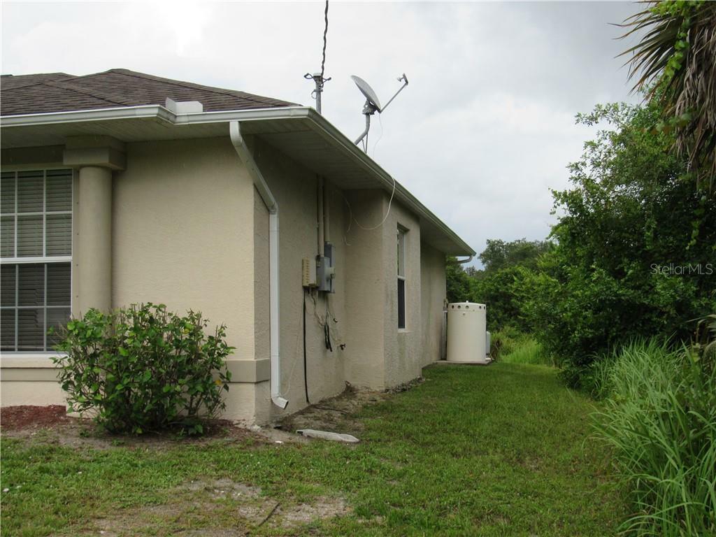 Property Photo:  3628 Garbett Terrace  FL 34288 