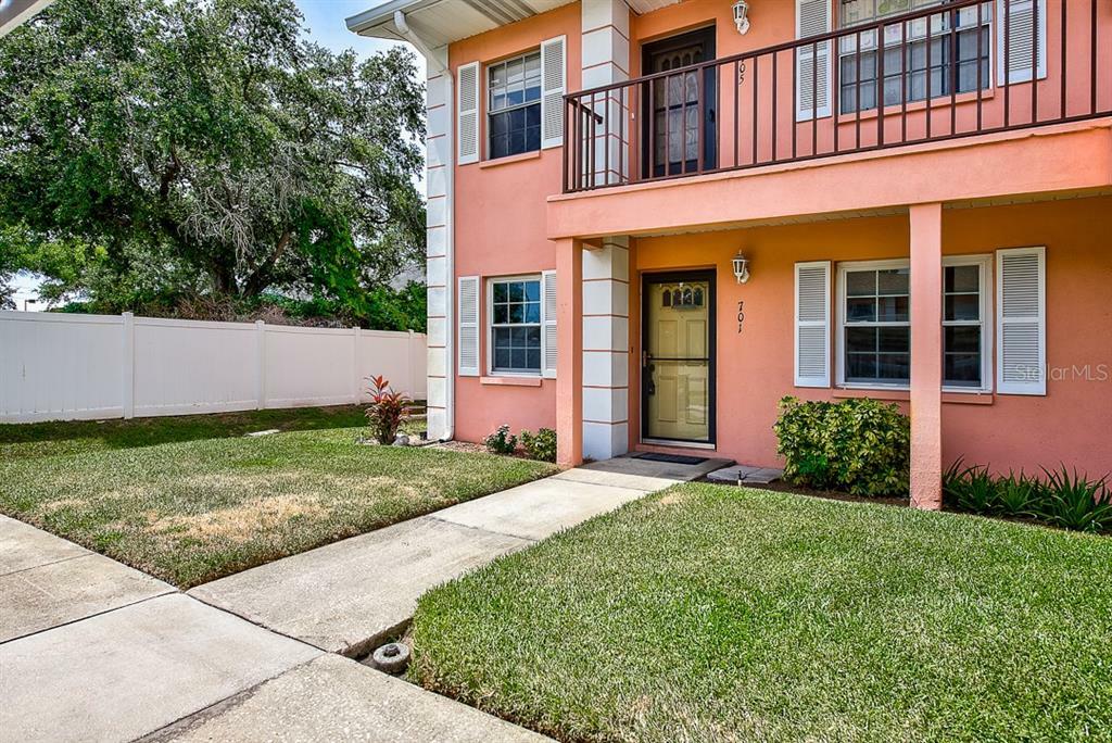 Property Photo:  2250 Druid Road E 701  FL 33764 