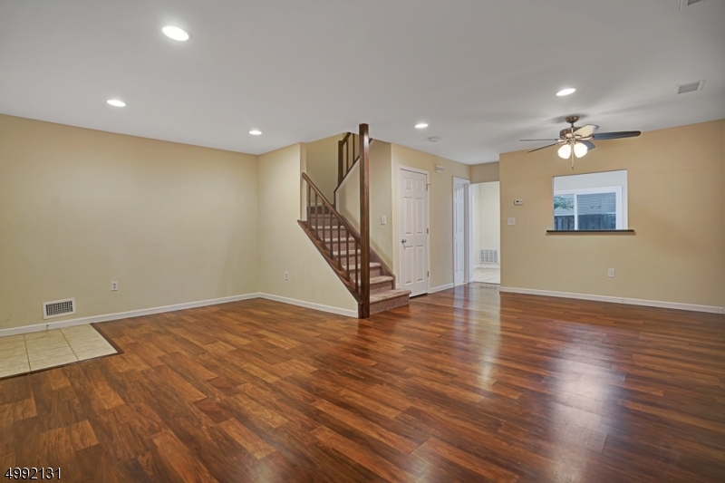 Property Photo:  33 Canterbury Cir  NJ 08873 