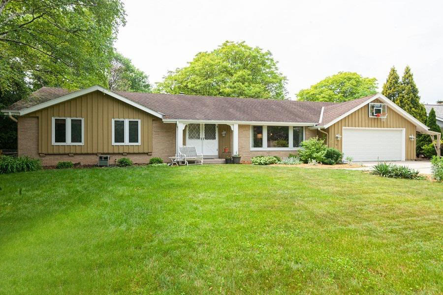 Property Photo: 1103 W Montclaire Ave WI 53217