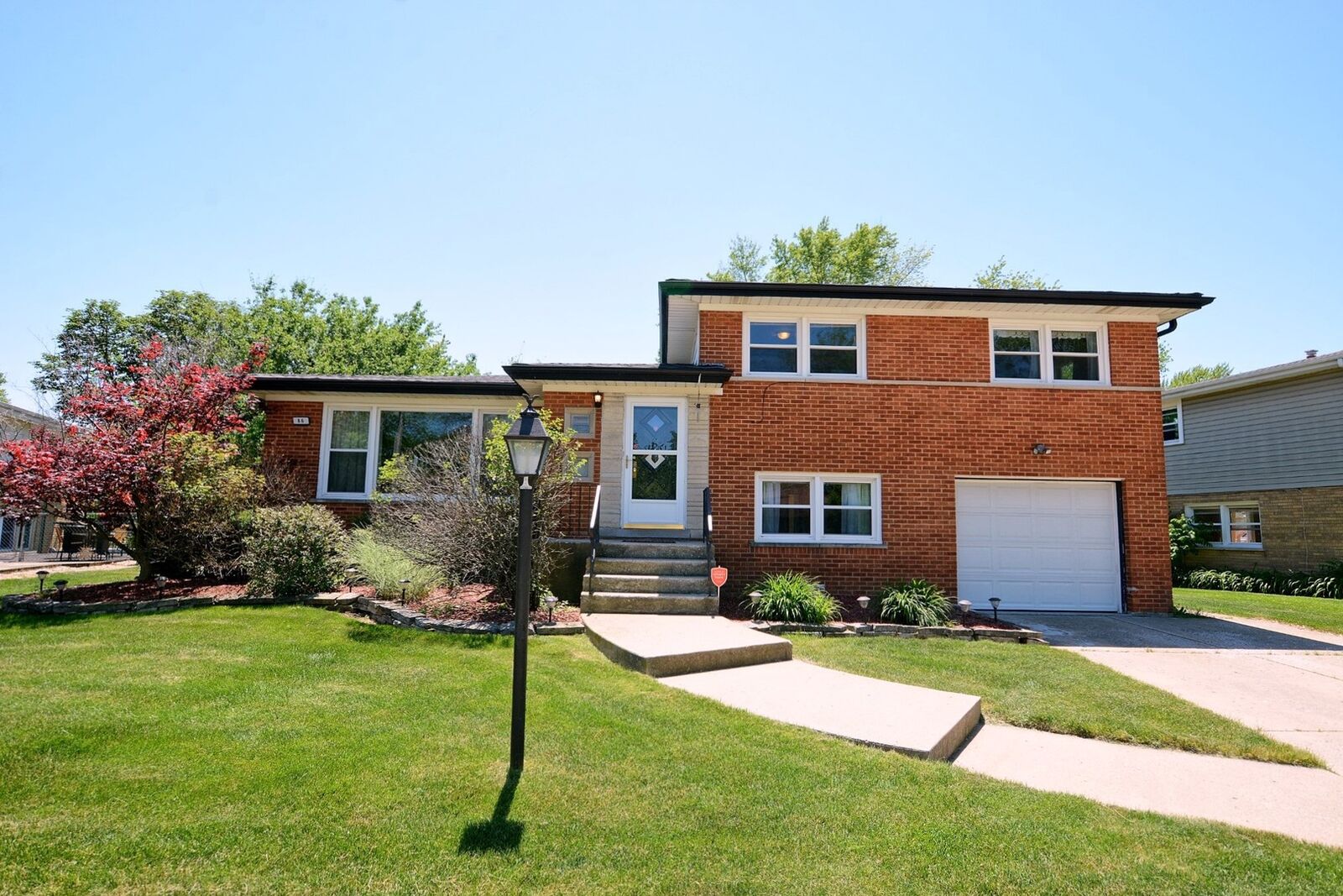 Property Photo:  86 Rosewood Lane  IL 60411 