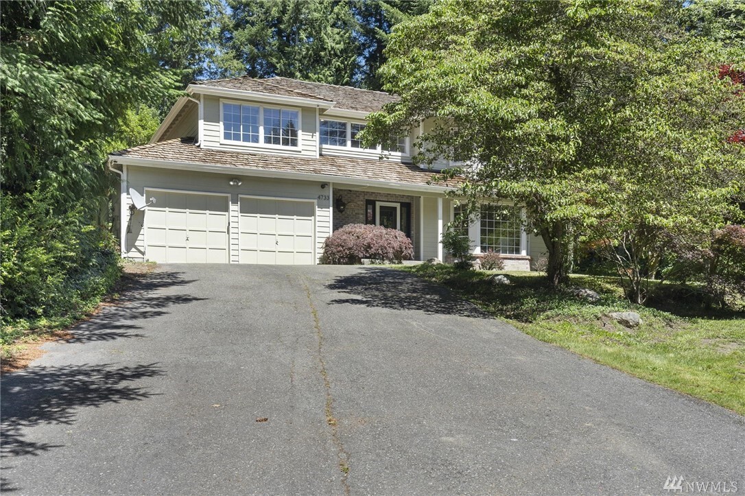Property Photo: 4733 SE Land Summit Court WA 98366