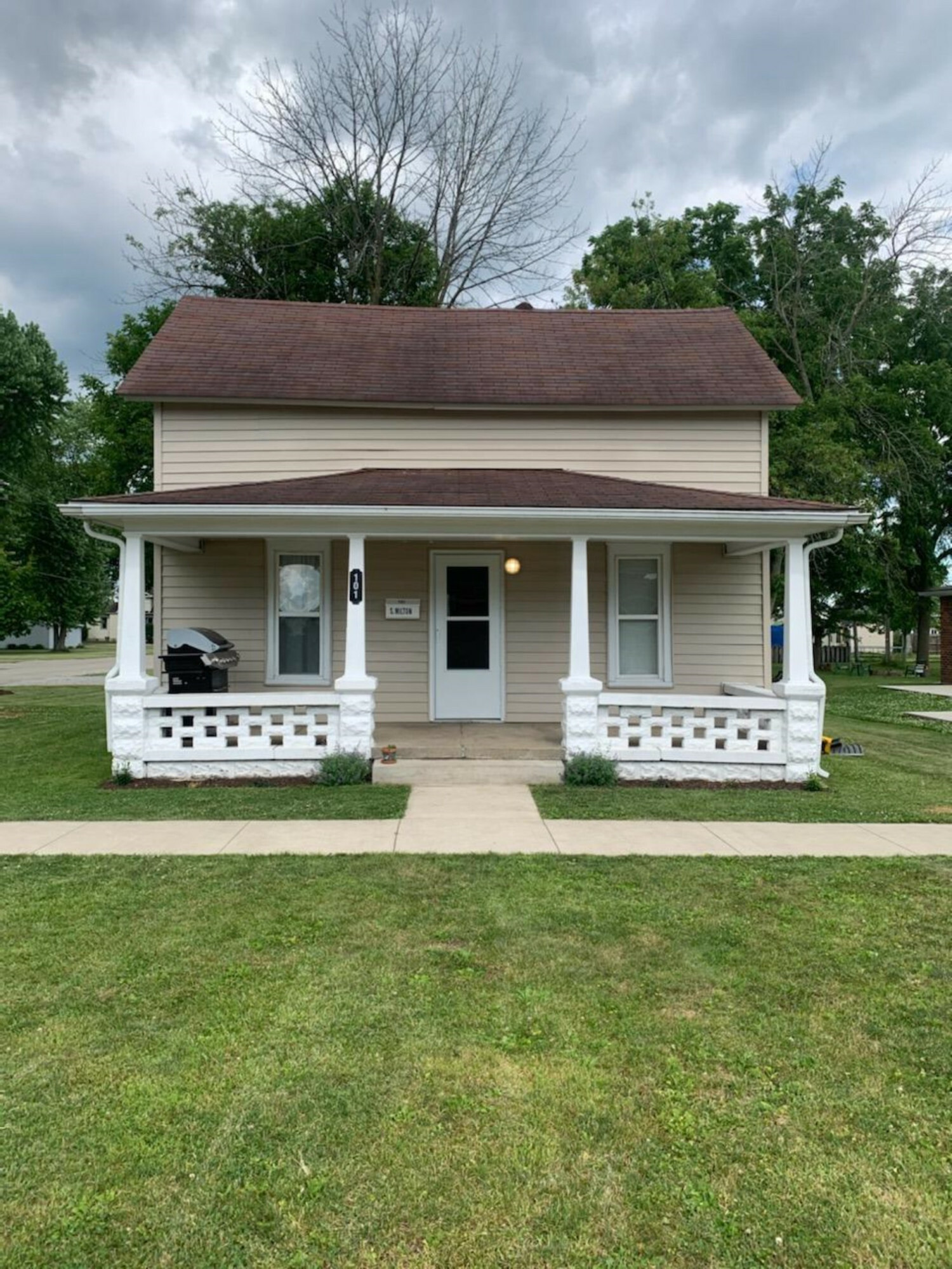Property Photo: 101 S Milton Street IN 47978