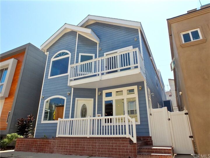 Property Photo: 38 61st Place CA 90803