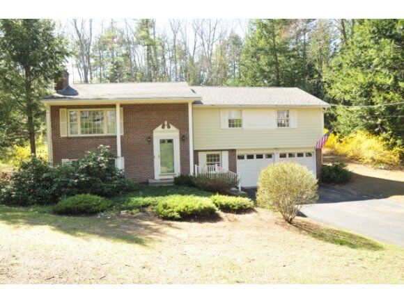 Property Photo: 62 Blanford Place NH 03110