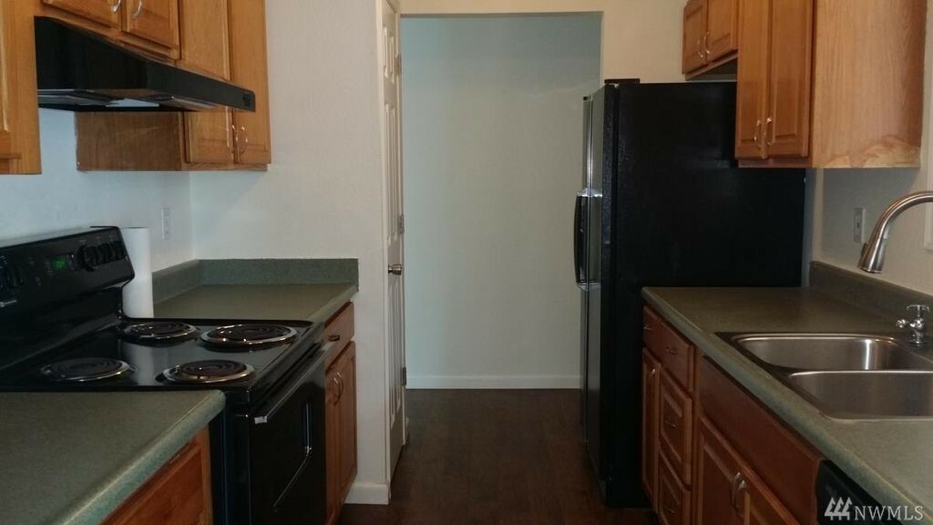 Property Photo: 9022 E E St WA 98445