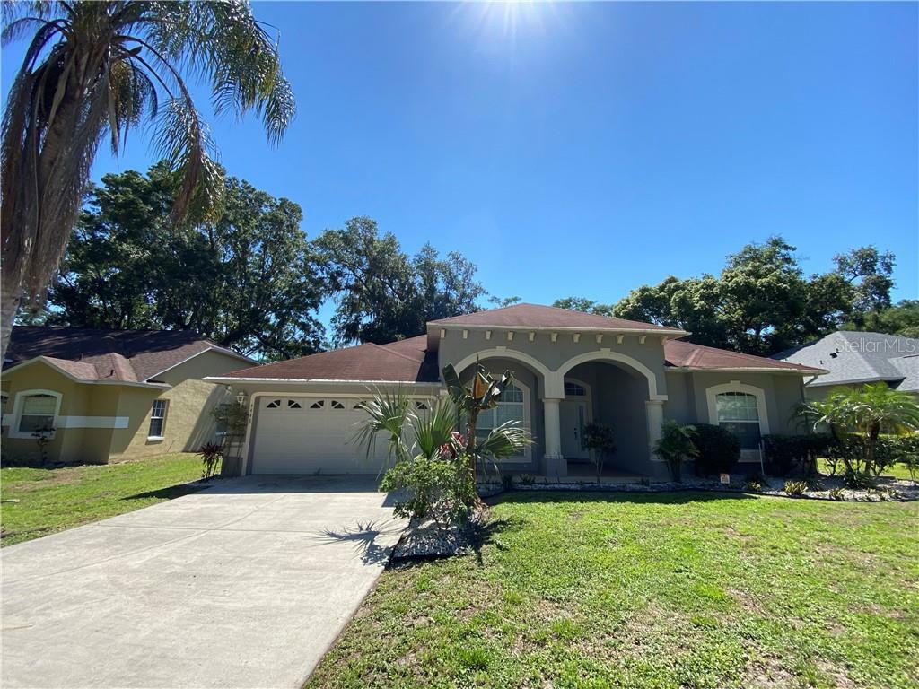 Property Photo:  4448 White Oak Circle  FL 34746 