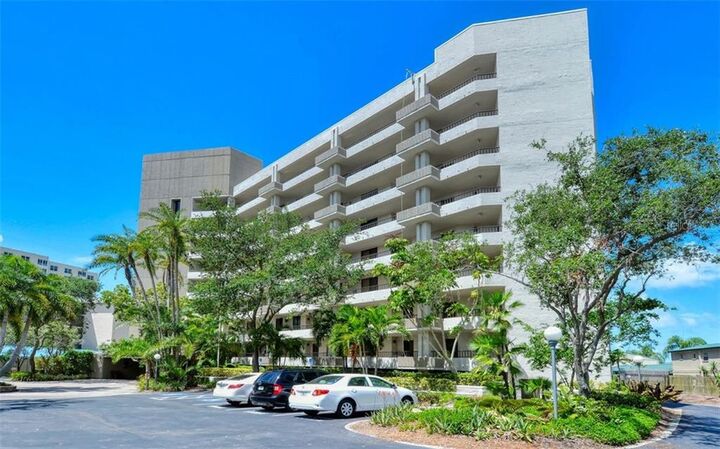 Property Photo:  5880 Midnight Pass Road 209  FL 34242 