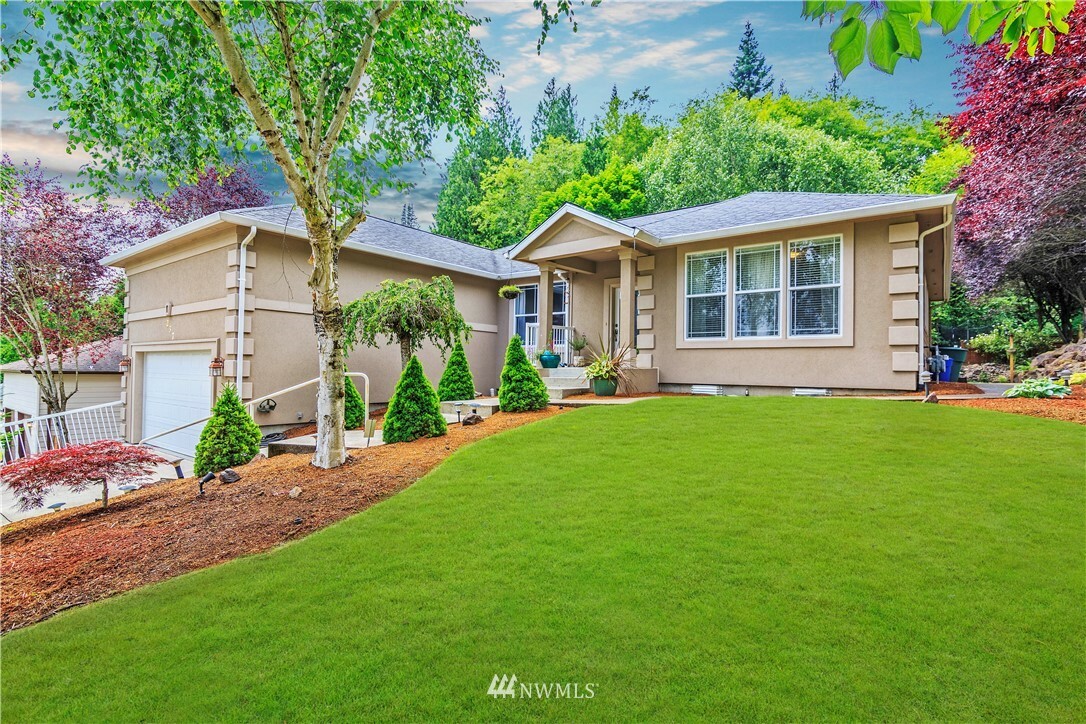 Property Photo:  237 W Beacon Hill Drive  WA 98632 