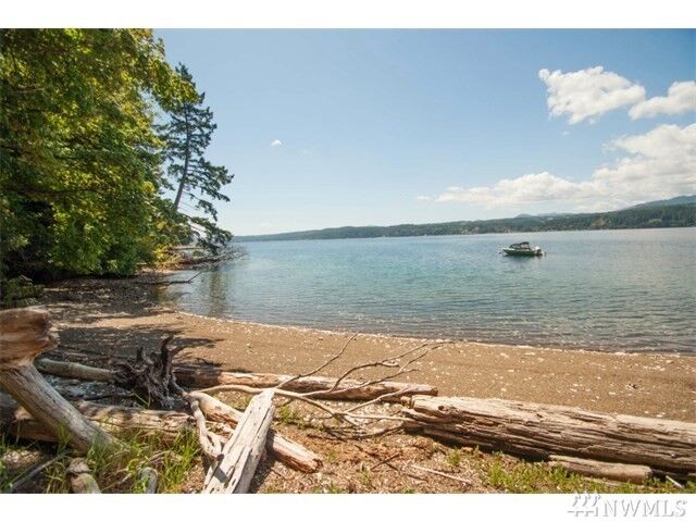 Property Photo:  3&4 Tr NE North Shore Rd  WA 98588 