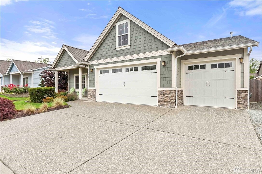 Property Photo: 3011 Pine Creek Drive WA 98273