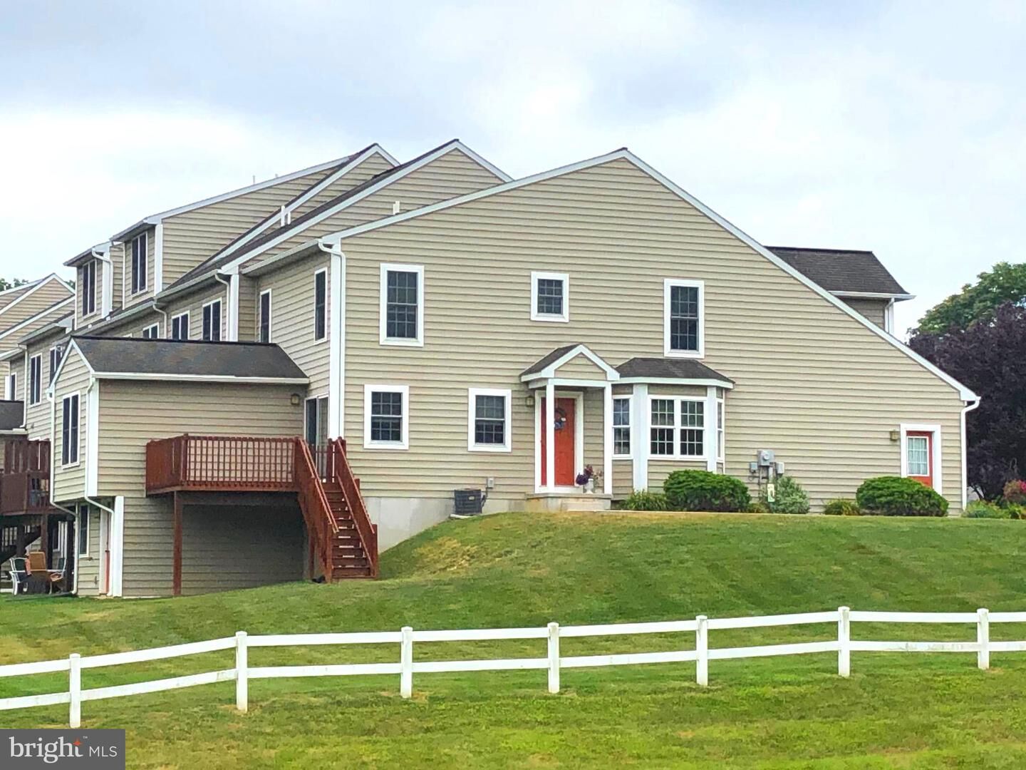 Property Photo:  721 Keller Drive  PA 17543 