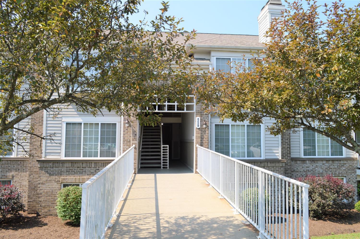 Property Photo: 4220 Endeavor Dr 302 OH 45252