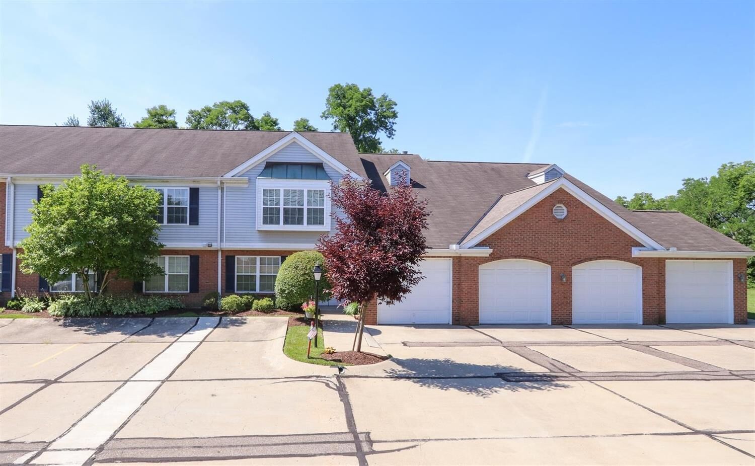 Property Photo:  5213 Fox Ridge Dr 302  OH 45248 