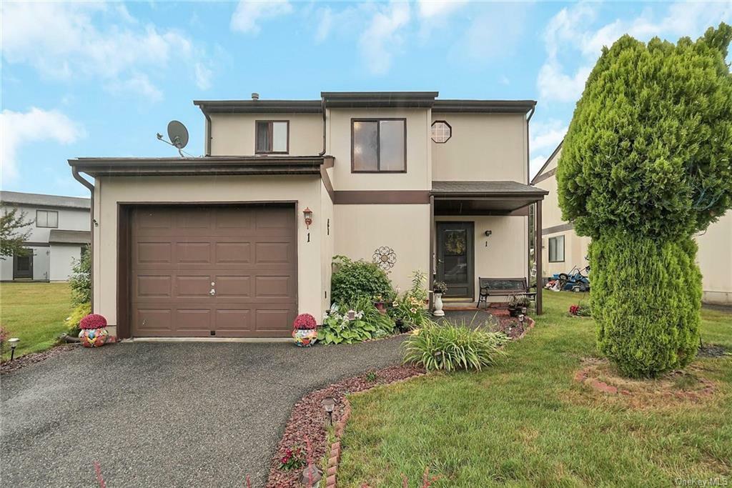 Property Photo: 1 Abingdon Mews NY 10940