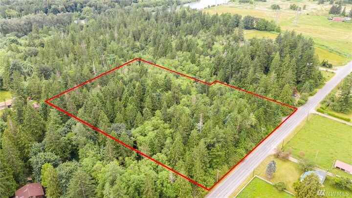 Property Photo: 58062 State Route 20 WA 98283