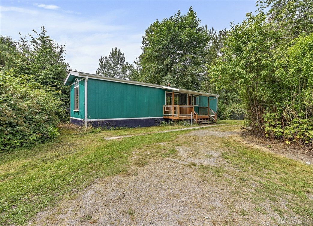 Property Photo: 612 Blueberry Lane WA 98251