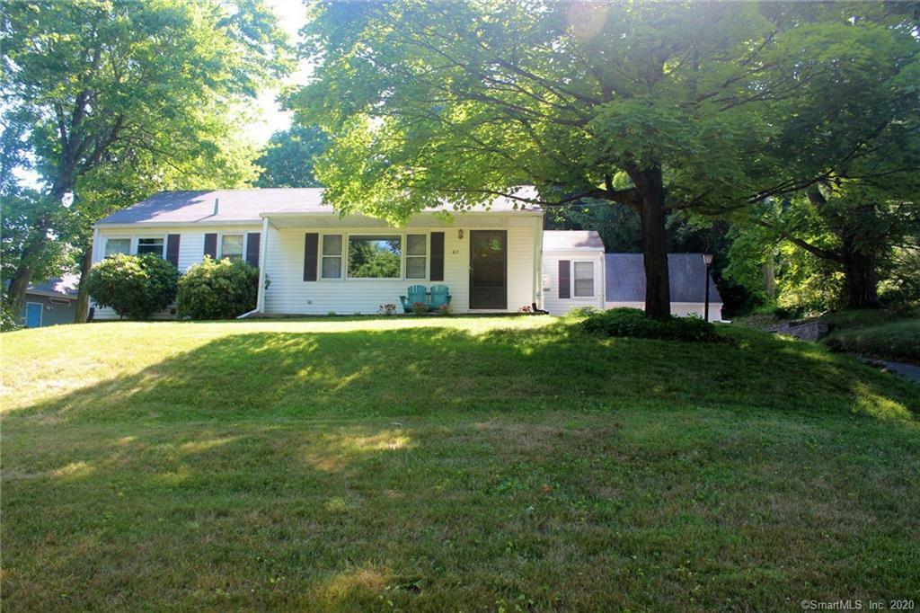 Property Photo:  82 Mountain View Drive  CT 06037 