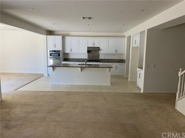 Property Photo:  30318 Mahogany Street  CA 92563 