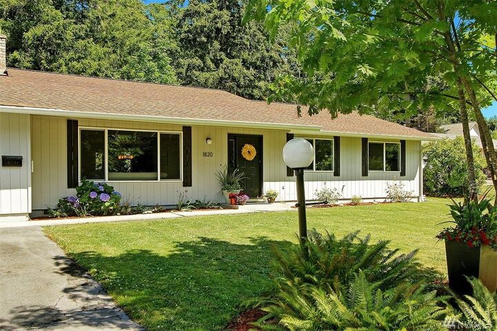 Property Photo: 1820 Mark Street NE WA 98516