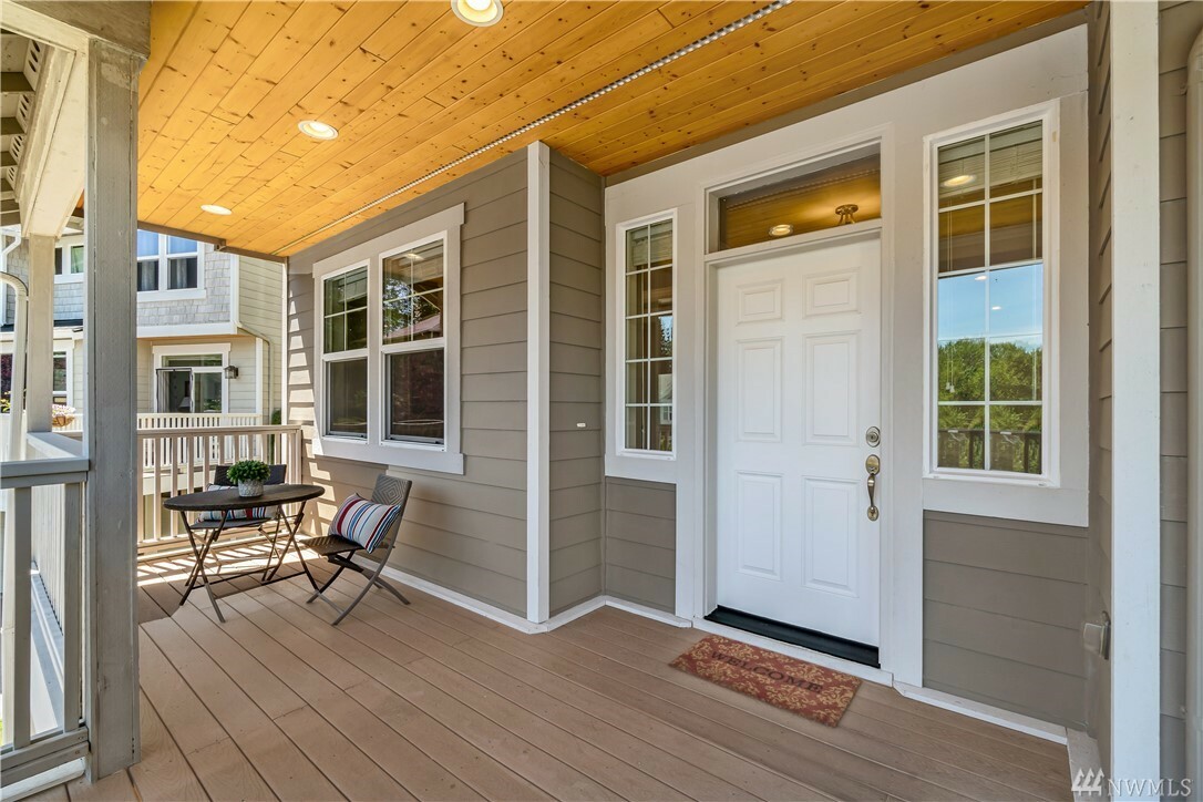 Property Photo: 6726 NE 201st Place WA 98028
