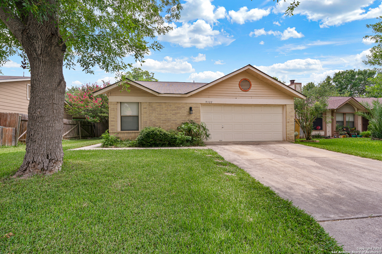 Property Photo:  9322 Valley Way Dr  TX 78250 