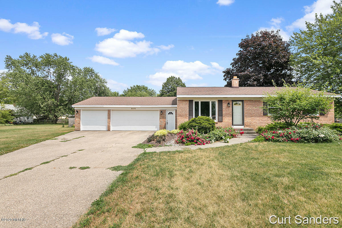 6570 Orchid Drive  Jenison MI 49428 photo