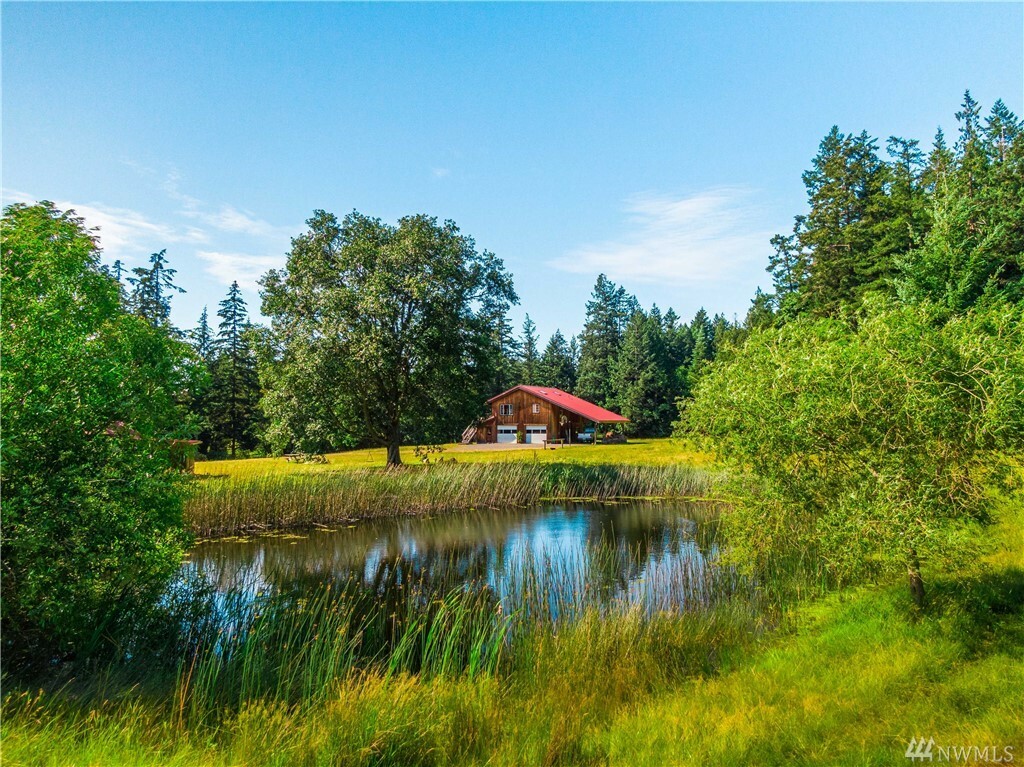 Property Photo:  2628 West Valley Rd  WA 98250 