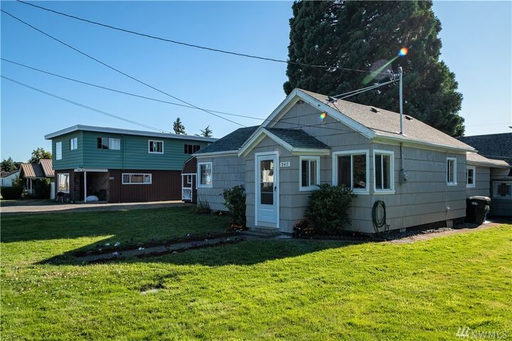 Property Photo: 247 SW 16th Street WA 98532