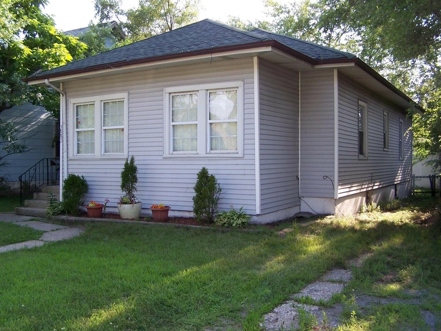 Property Photo: 3882 Maryland Street IN 46409
