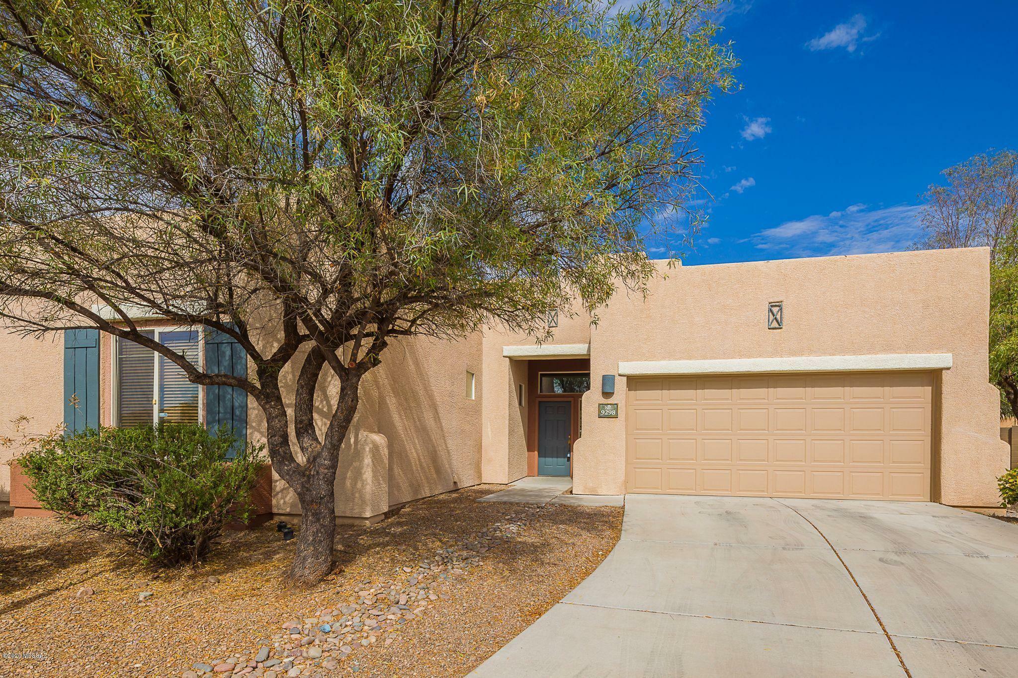 Property Photo:  9298 N Desert Monsoon Place  AZ 85743 