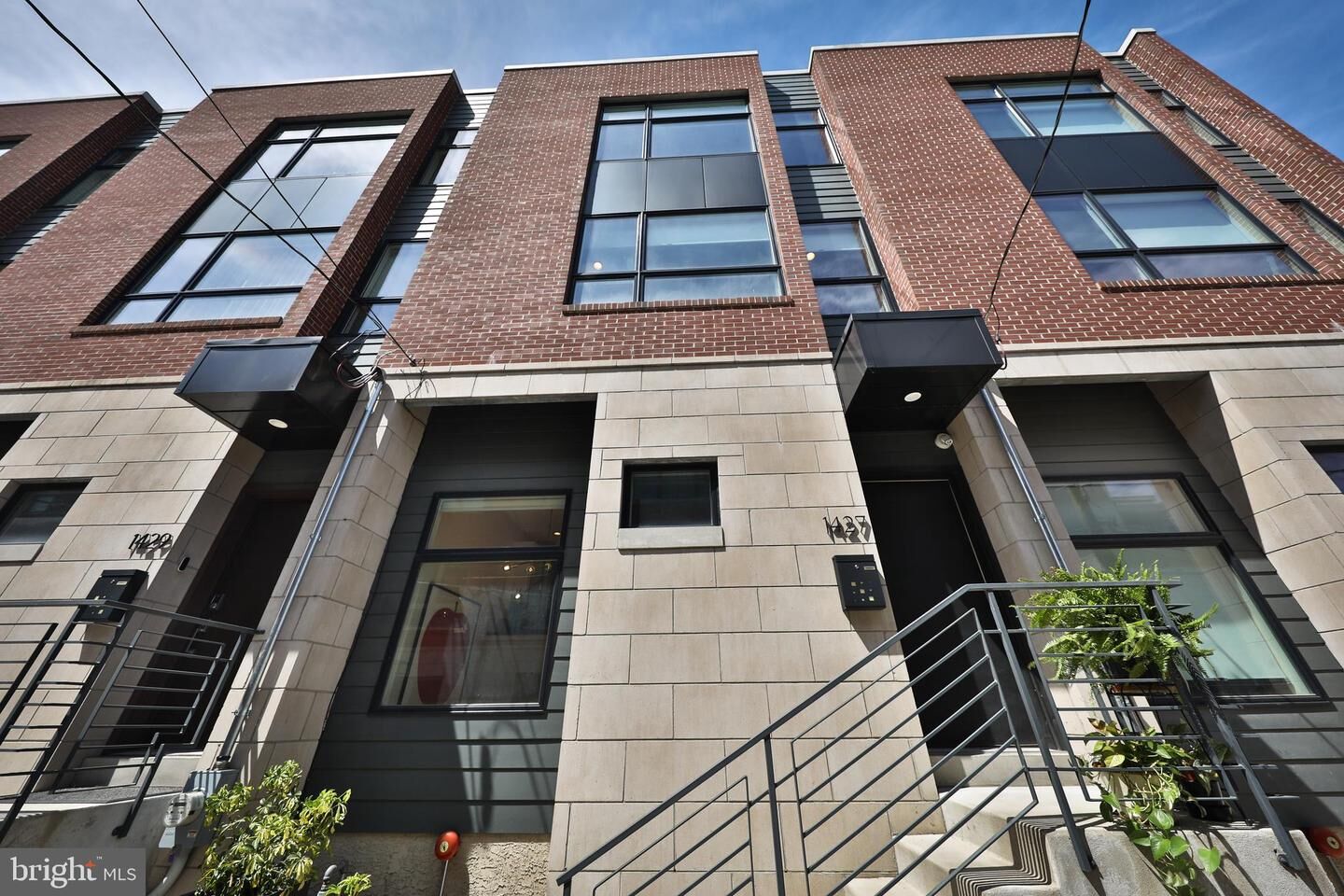 Property Photo:  1427 Kater Street  PA 19146 