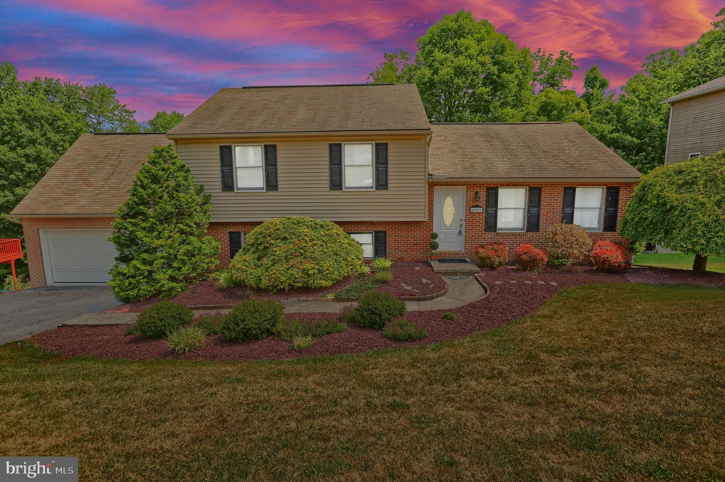Property Photo: 5029 Turtle Lane PA 17050