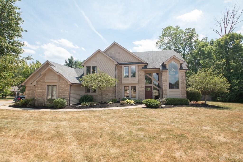 Property Photo: 932 Oaknoll Drive OH 45066