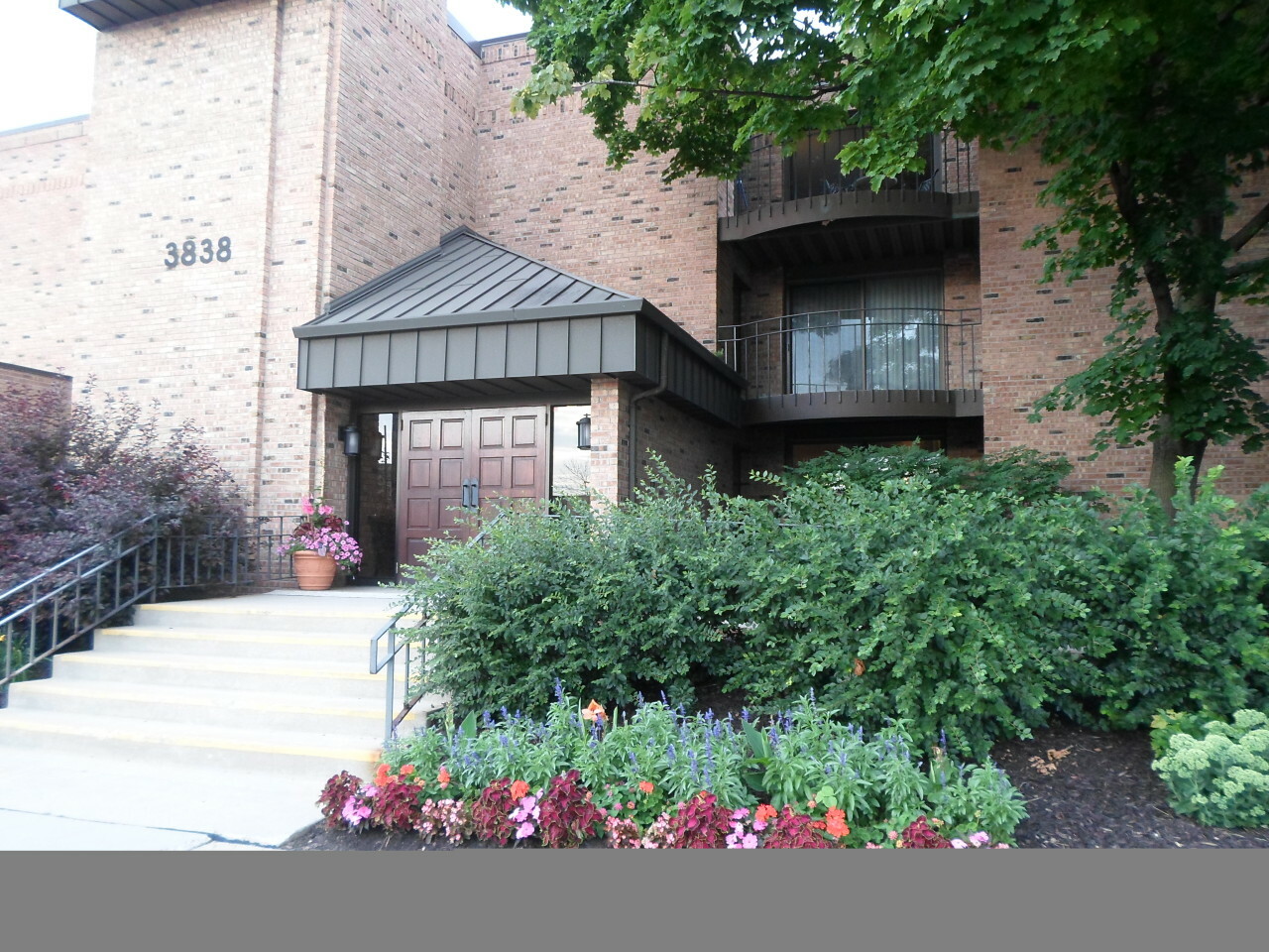 Property Photo:  3838 N Oakland Ave 175  WI 53211 