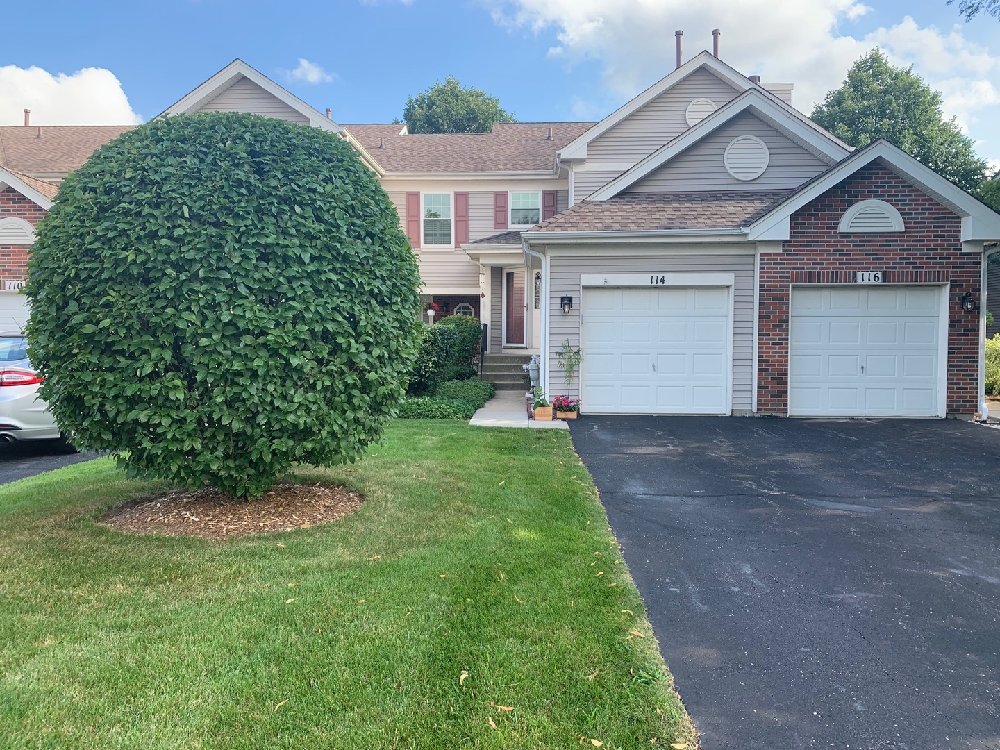 Property Photo: 114 North Cathy Lane IL 60056